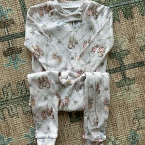 Peter Rabbit™ Flopsy™ Organic Cotton Baby Pajama